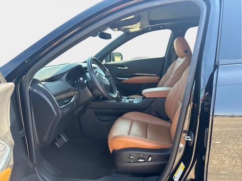 Used 2019 Cadillac XT4 Sport FWD image 16
