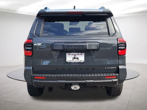 Used 2025 Toyota 4Runner TRD Off-Road Premium image 6