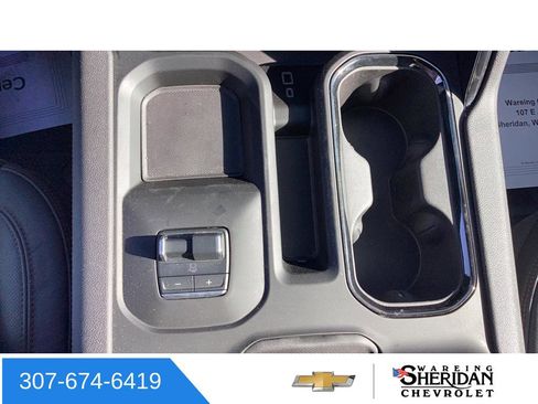 Used 2024 GMC Sierra 2500 AT4 w/ AT4 Premium Plus Package AWD/4WD image 19