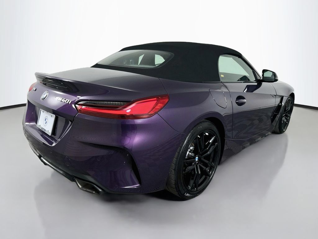 Used 2024 BMW Z4 M40i w/ Premium Package RWD image 5