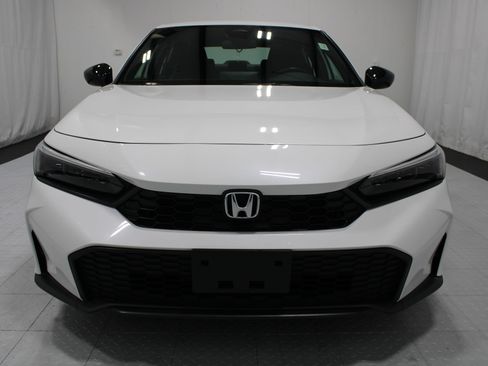 Used 2025 Honda Civic Sport image 3