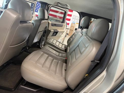 Used 2005 HUMMER H2 image 18