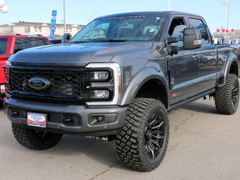 New 2026 Ford F250 Lariat w/ Black Appearance Package image 2