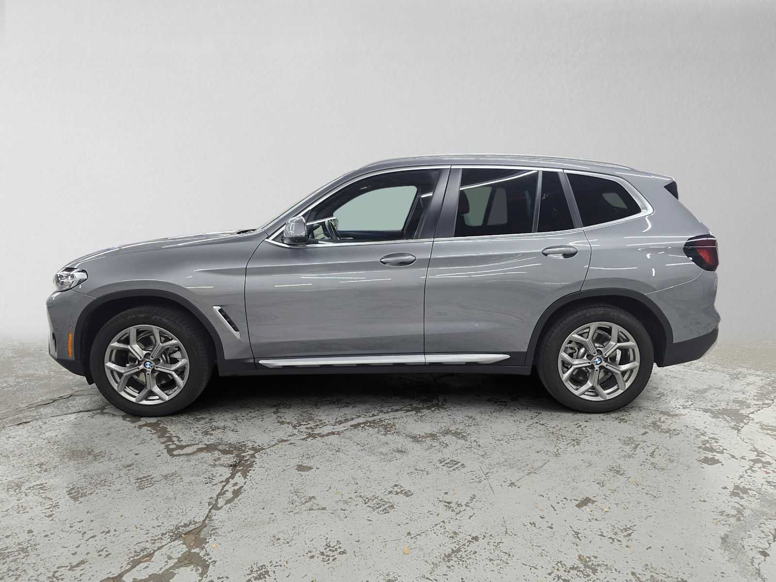 Used 2024 BMW X3 xDrive30i w/ Convenience Package w/ZPA AWD/4WD image 6
