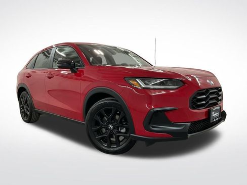 Used 2023 Honda HR-V Sport image 4