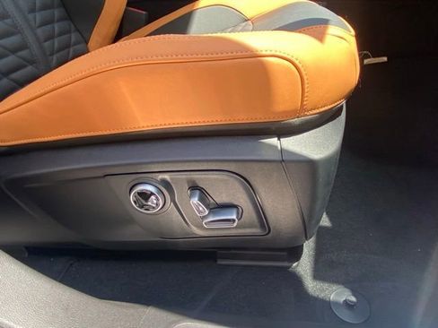 New 2024 Maserati Levante Trofeo image 40