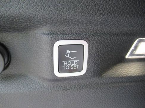 New 2026 Jeep Grand Cherokee L Limited RWD image 35