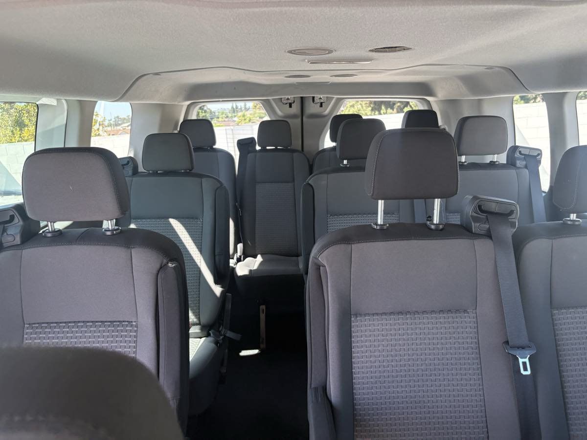 Used 2024 Ford Transit 350 XLT RWD image 24
