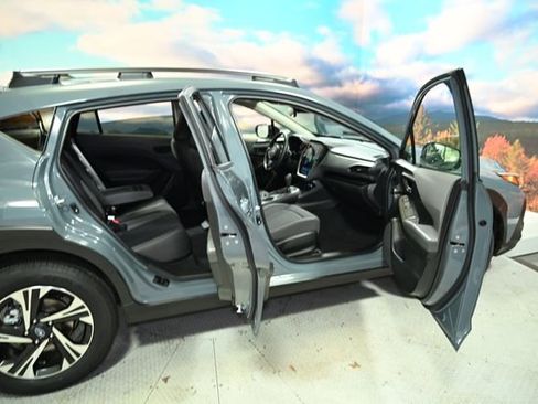 Used 2025 Subaru Crosstrek 2.0i Premium w/ Crosstrek Mirror Package image 46