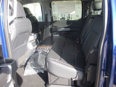 New 2026 Ford F250 Lariat w/ FX4 Off-Road Package image 8