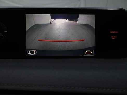 Used 2020 Lexus UX 200 w/ Premium Package FWD image 24