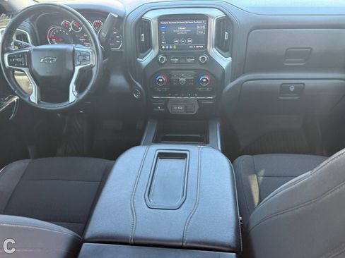 Used 2021 Chevrolet Silverado 1500 RST AWD/4WD image 15