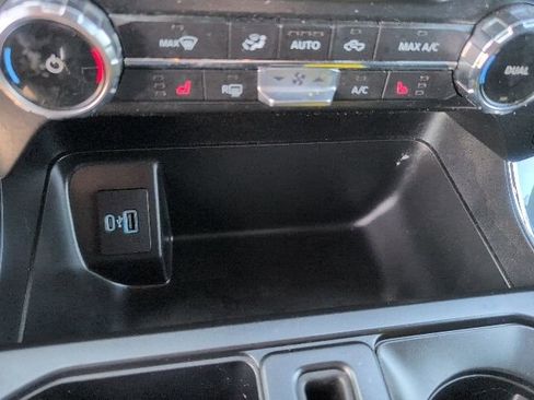 Used 2022 Ford F150 XLT w/ Equipment Group 302A High image 38