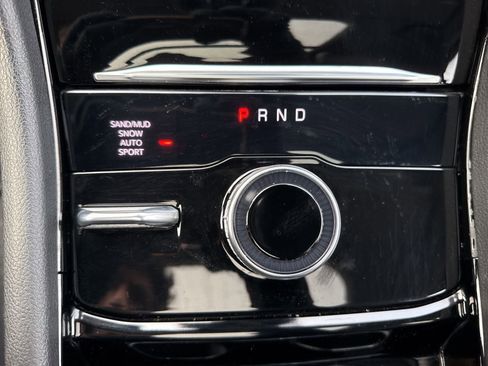 Used 2023 Jeep Grand Cherokee Limited image 25