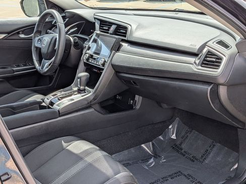 Certified 2018 Honda Civic EX image 28