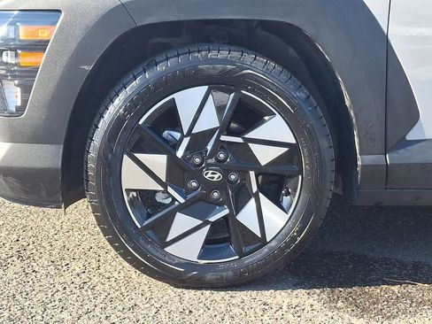 Used 2025 Hyundai Kona SEL image 29