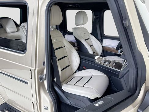 Used 2026 Mercedes-Benz G 63 AMG 4MATIC image 32