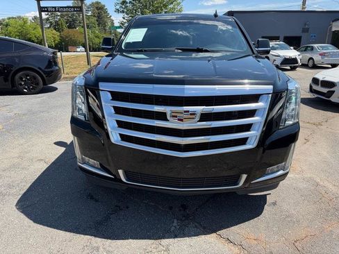 Used 2018 Cadillac Escalade ESV 2WD image 15