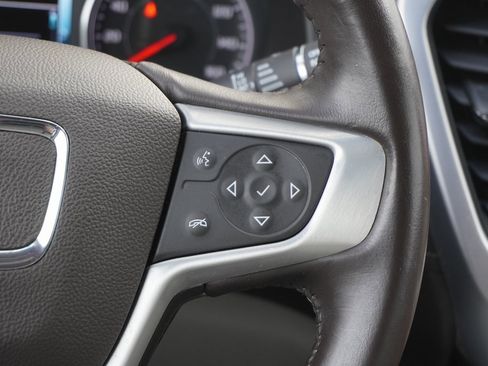 Used 2017 GMC Acadia SLT image 17