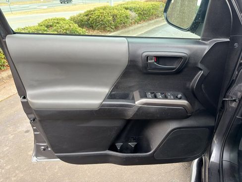 Used 2023 Toyota Tacoma SR5 image 18