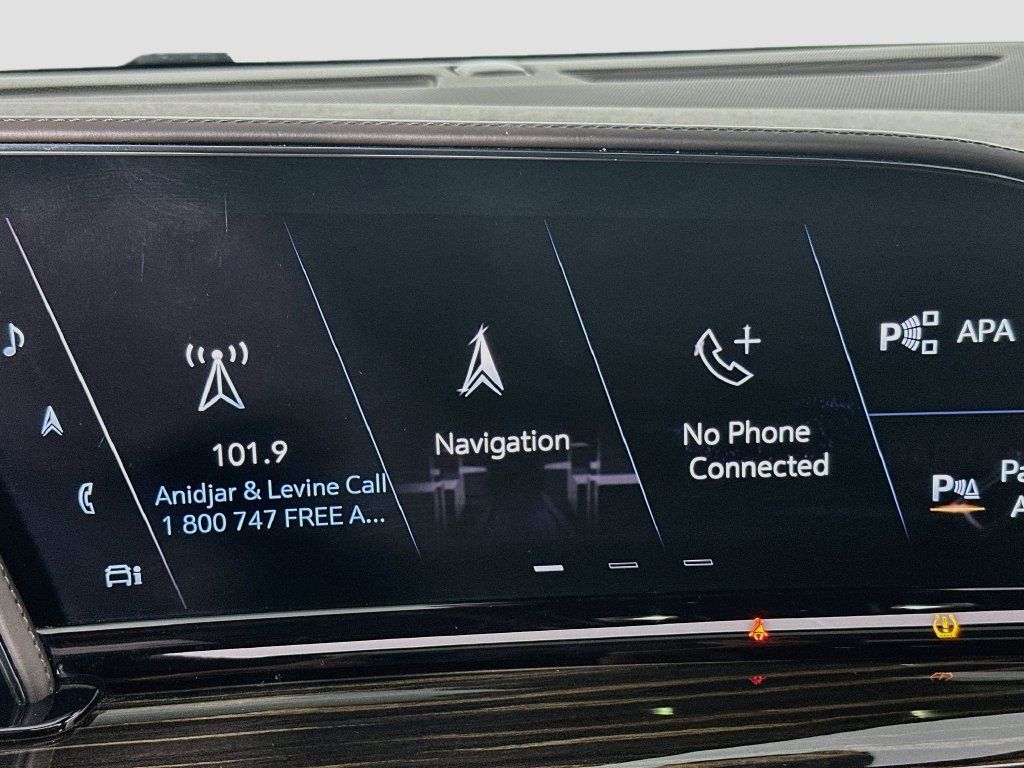 Used 2021 Cadillac Escalade Premium Luxury w/ Driver Assist Tech Package AWD/4WD image 16