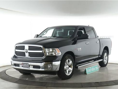 Used 2017 RAM 1500 Big Horn AWD/4WD image 10