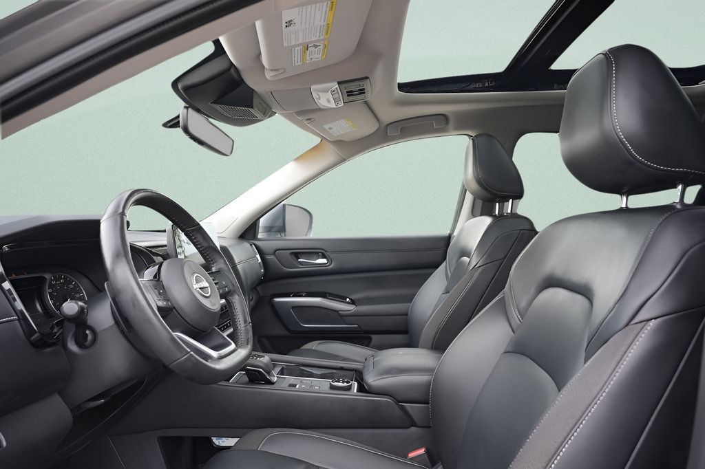 Used 2024 Nissan Pathfinder SL w/ SL Premium Package AWD/4WD image 27