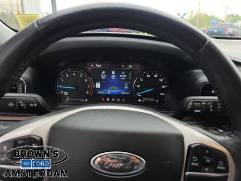 Used 2022 Ford Explorer Limited RWD image 17
