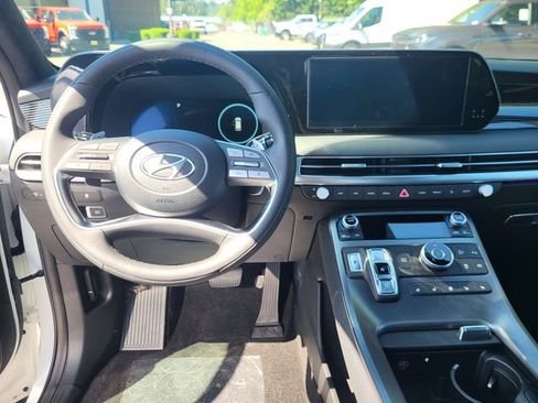 New 2025 Hyundai Palisade Calligraphy image 20
