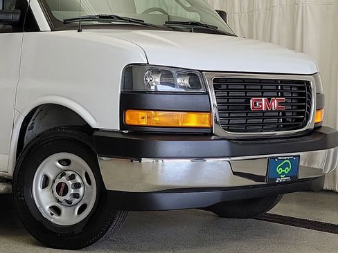 Certified 2024 GMC Savana 2500 w/ Driver Convenience Package RWD image 5