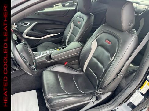 Used 2018 Chevrolet Camaro SS w/ Redline Edition RWD image 8