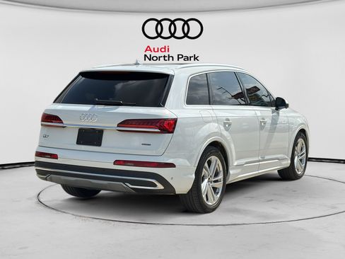 Used 2023 Audi Q7 3.0T Prestige AWD/4WD image 7