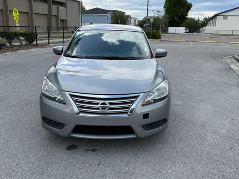 Used 2013 Nissan Sentra SV FWD image 3