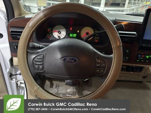 Used 2005 Ford F350 4x4 SuperCab Super Duty image 28