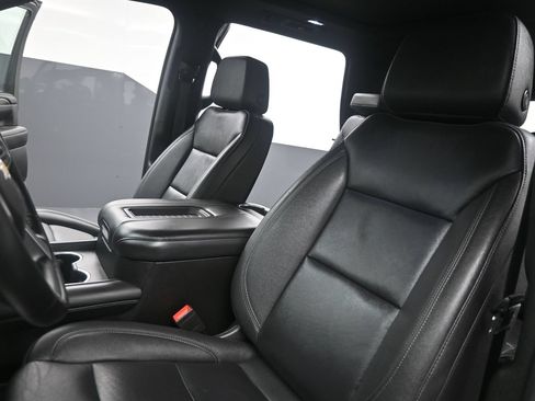 Used 2023 Chevrolet Tahoe LT w/ LT Signature Plus Package AWD/4WD image 18