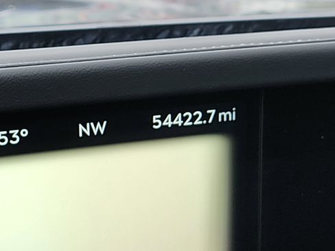 Used 2024 Lincoln Nautilus Reserve image 31