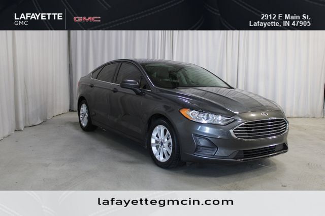 Used 2020 Ford Fusion SE FWD image 1