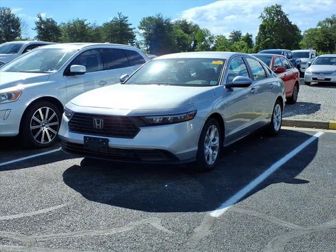 Used 2024 Honda Accord LX image 3