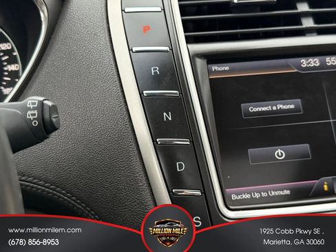 Used 2016 Lincoln MKX Reserve w/ Technology Package FWD image 24