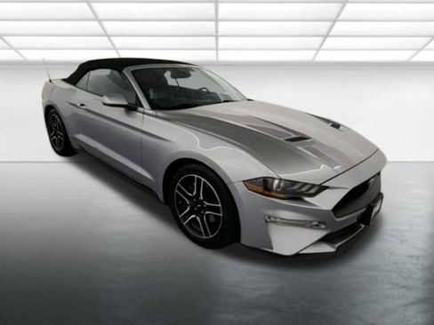 Used 2021 Ford Mustang Premium image 2