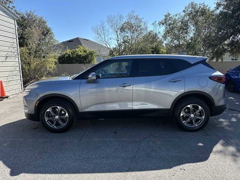 Certified 2025 Chevrolet Blazer LT image 3