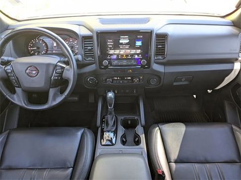 Used 2022 Nissan Frontier PRO-4X w/ Pro-4X Premium Package image 14