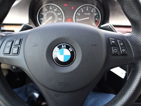 Used 2011 BMW 328i Convertible RWD image 31