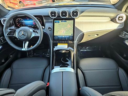 New 2026 Mercedes-Benz GLC 300 4MATIC image 25