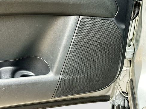 Used 2017 Nissan Armada Platinum w/ Interior Lighting Package image 20