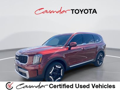 Used 2023 Kia Telluride EX w/ EX Captain's Chair Package