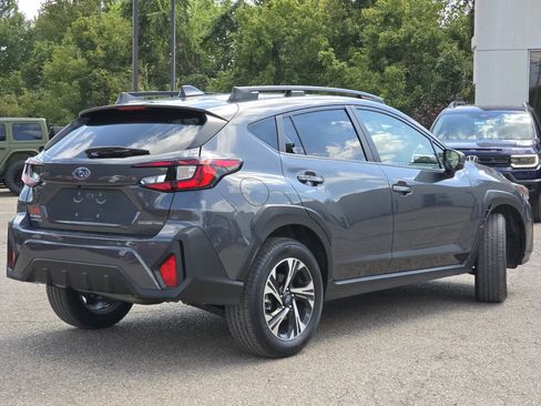 Used 2025 Subaru Crosstrek 2.5i Premium w/ Crosstrek Mirror Package AWD/4WD image 19