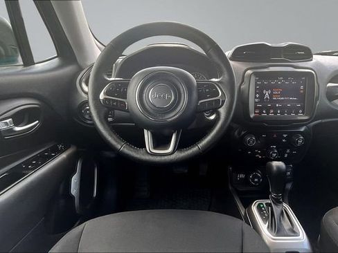 Used 2022 Jeep Renegade Latitude w/ Convenience Group AWD/4WD image 8