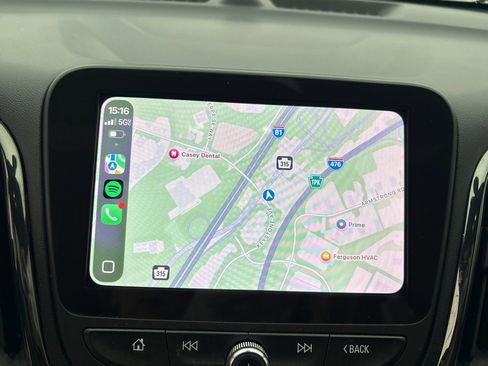 Used 2022 Chevrolet Equinox RS w/ Infotainment Package image 28