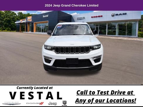 Used 2024 Jeep Grand Cherokee Limited AWD/4WD image 4